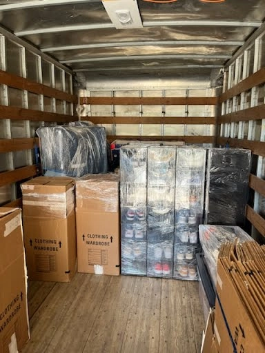 Packing of furniture inside trucks